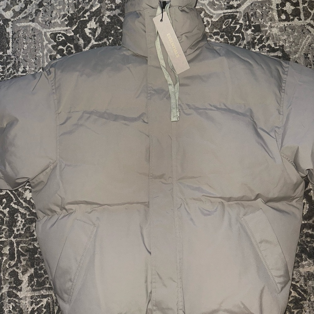 Essential puffer - Picture 4 of 10